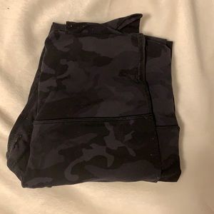 camo lululemon leggings